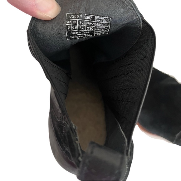 Ugg Black Suede and Leather Stacked Heel Sherpa Lined Chelsea Boots, Size 6 - Picture 7 of 8